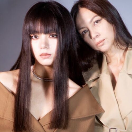 池田エライザと母親